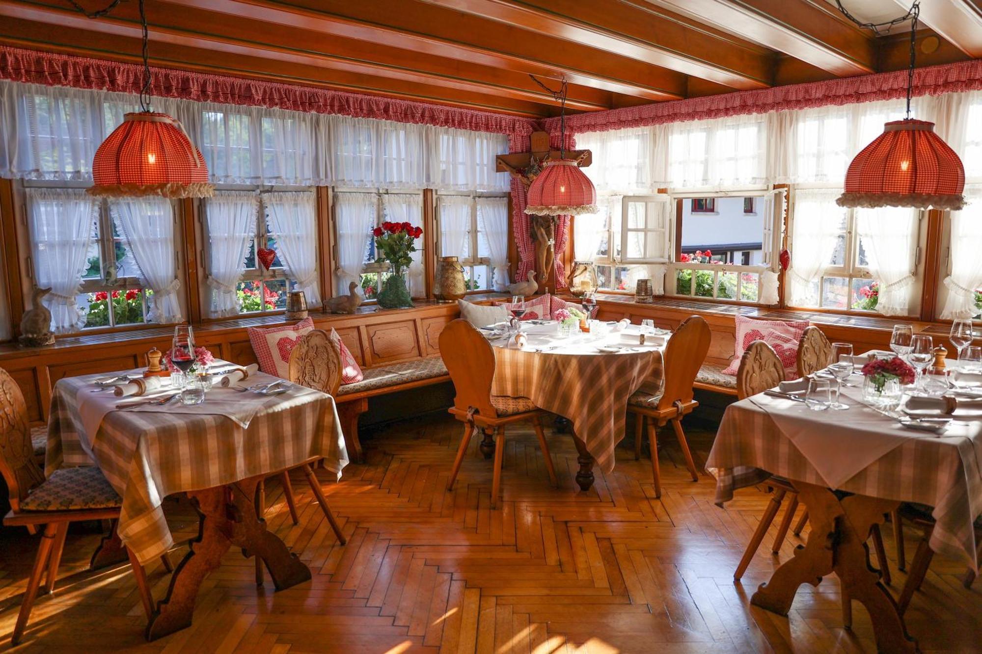 Hotel-Gasthaus Goldener Engel Glottertal Exterior photo